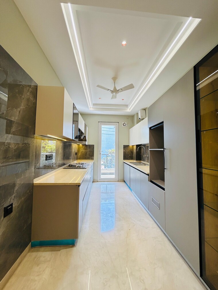 Kitchen, ardee-city 4 Bedroom 263 Sq.Yd. Builder Floor In Sector 52 Gurgaon 8387714