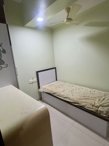 Bedroom in 2 BHK Apartment at Seawoods – for Rent