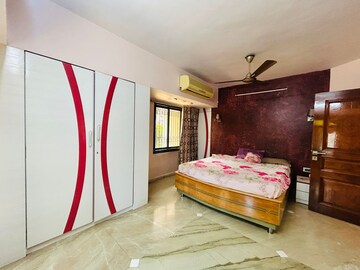 Bedroom in 3 BHK Apartment at Seawoods – for Rent