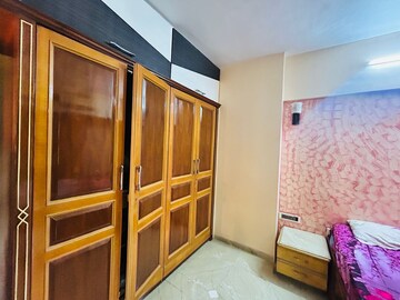 Bedroom in 3 BHK Apartment at Seawoods – for Rent