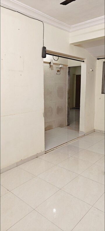 Bathroom in 1 BHK Apartment at Lopes Apartments, Dahisar West – for Rent