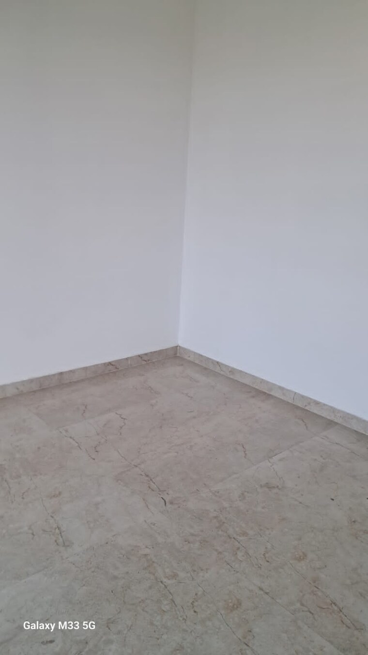 Room, saket-world 2 Bedroom 816 Sq.Ft. Apartment In Kalyan East Thane 8387865