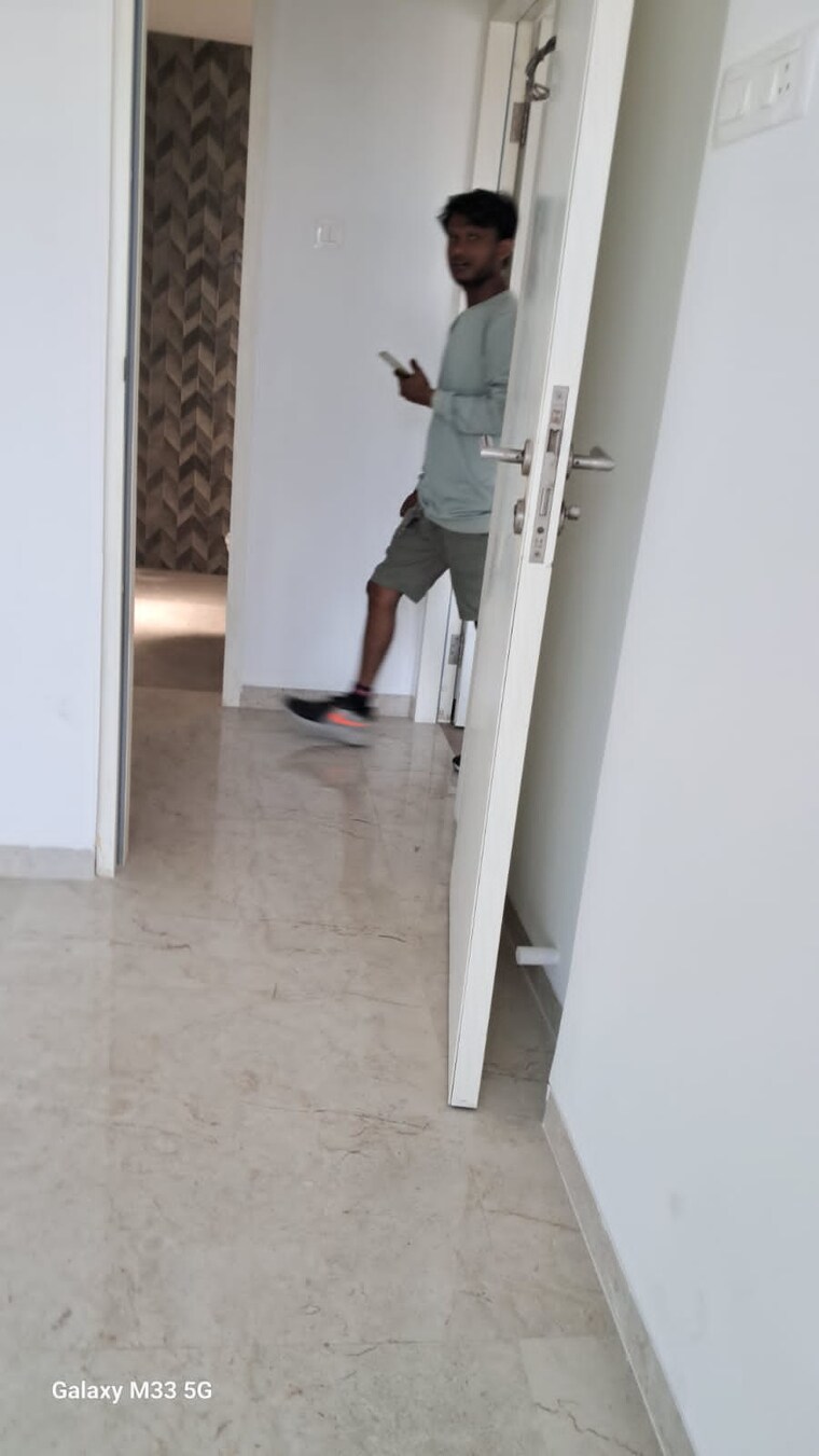 Room, saket-world 2 Bedroom 816 Sq.Ft. Apartment In Kalyan East Thane 8387865