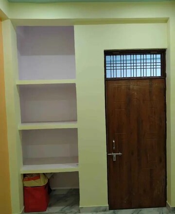 Furnished Amenities in 1 RK Villa at Aliganj – for Rent