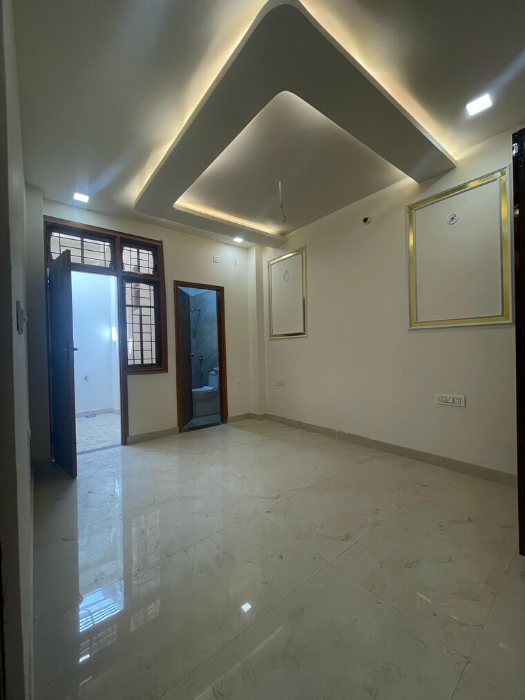 Room, gomti nagar 3 Bedroom 1180 Sq.Ft. Villa In Gomti Nagar Lucknow 8388019