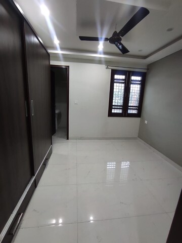 Kitchen in 2 BHK Apartment at Malhan View Apartments, JakhaN-Rajpur Road – for Sale