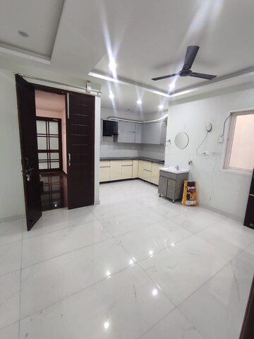 Kitchen in 2 BHK Apartment at Malhan View Apartments, JakhaN-Rajpur Road – for Sale