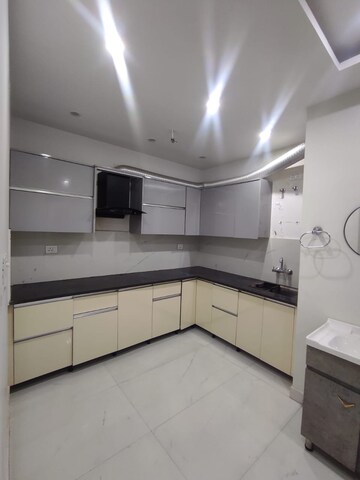 Kitchen in 2 BHK Apartment at Malhan View Apartments, JakhaN-Rajpur Road – for Sale