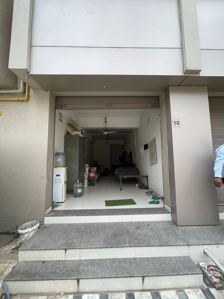 Floor Plan, sola Commercial Shop 633 Sq.Ft. In Sola Ahmedabad 8388024