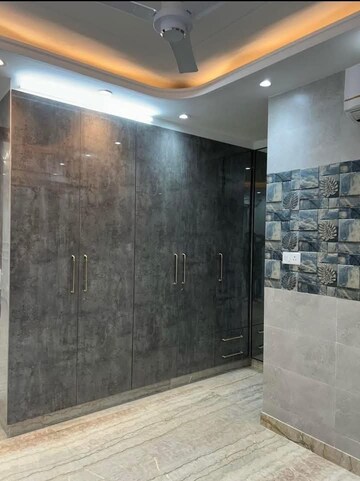 2 BHK Builder Floor For Rent in Saket