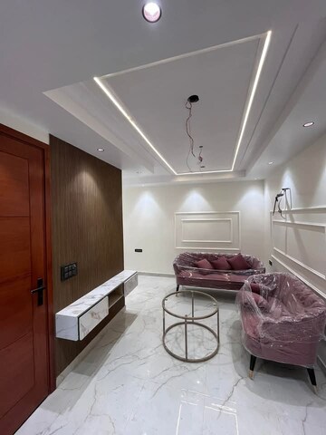 Master Bedroom in 1 BHK Builder Floor at Saket – for Rent