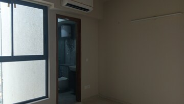 Room in 3 BHK Apartment at M3M Heights, Sector 65 – for Rent