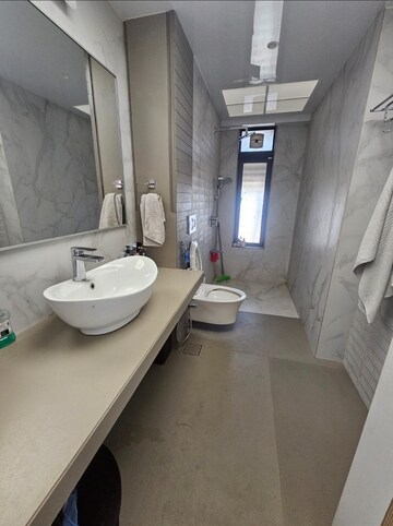 Bathroom in 4 BHK Apartment at Aum Nirvan, Khar West – for Rent