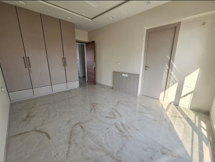 Room, aum-nirvan 4 Bedroom 2400 Sq.Ft. Apartment In Khar West Mumbai 8388382