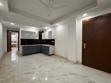 2 BHK Builder Floor For Rent in Saket