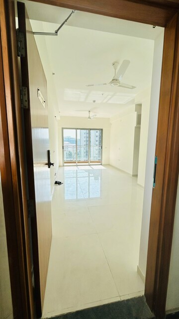 2.5 BHK Apartment For Rent in Amanora Ascent Towers, Hadapsar