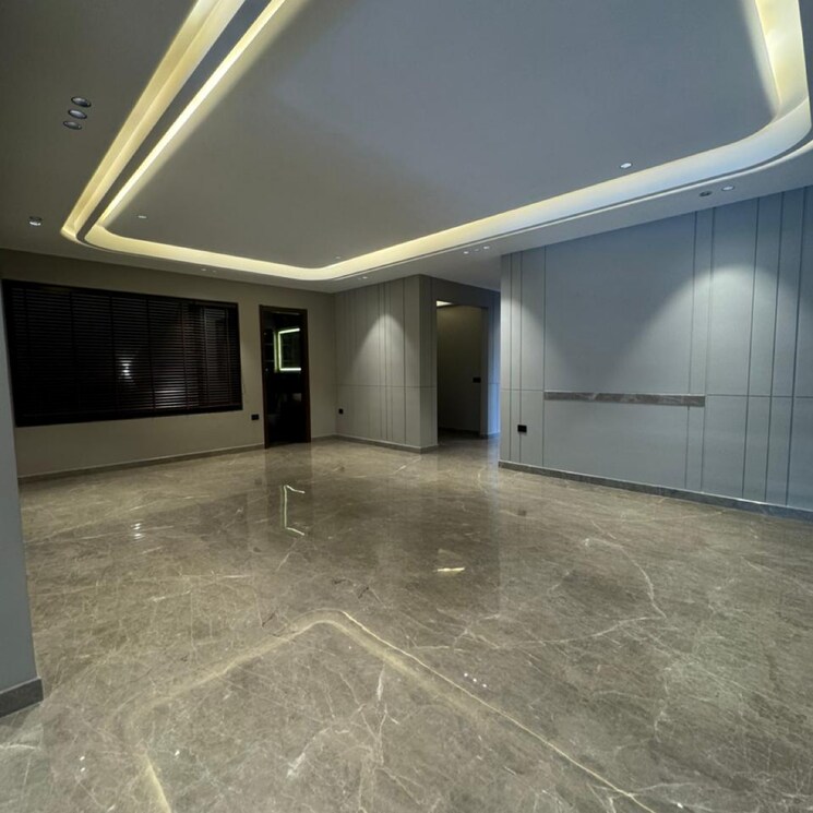  Parking, kohli-one-malibu-town 4 Bedroom 5175 Sq.Ft. Builder Floor In Malibu Town Gurgaon 8388385