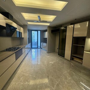 Parking in 4 BHK Builder Floor at Kohli One Malibu Town, Malibu Town – for Sale