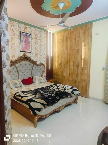 Bedroom in 3.5 BHK Apartment at Kanker Khera – for Sale