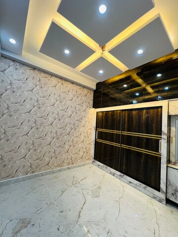 Balcony in 1 BHK Builder Floor at Khajoori Khas – for Sale