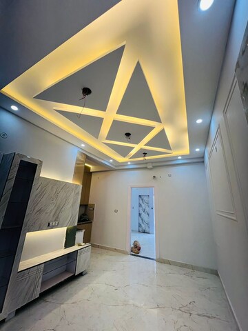 Kitchen in 1 BHK Builder Floor at Khajoori Khas – for Sale