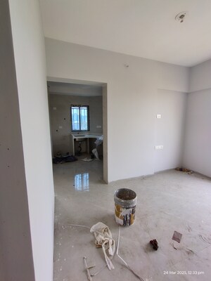 Furnished Amenities in 2 BHK Apartment at Dharam Palace, Borivali East – for Sale