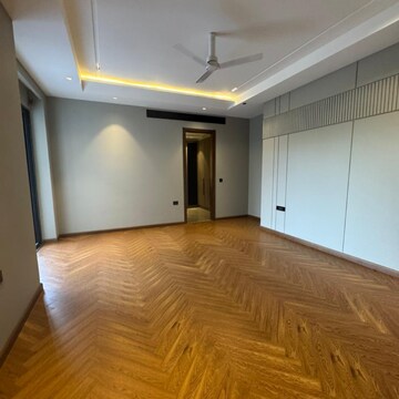 Bedroom in 4 BHK Builder Floor at Sushant Lok 3, Sector 57 – for Sale