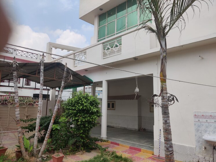 Exterior View, indira nagar 6+ Bedroom 2800 Sq.Ft. Independent House In Indira Nagar Lucknow 8388510