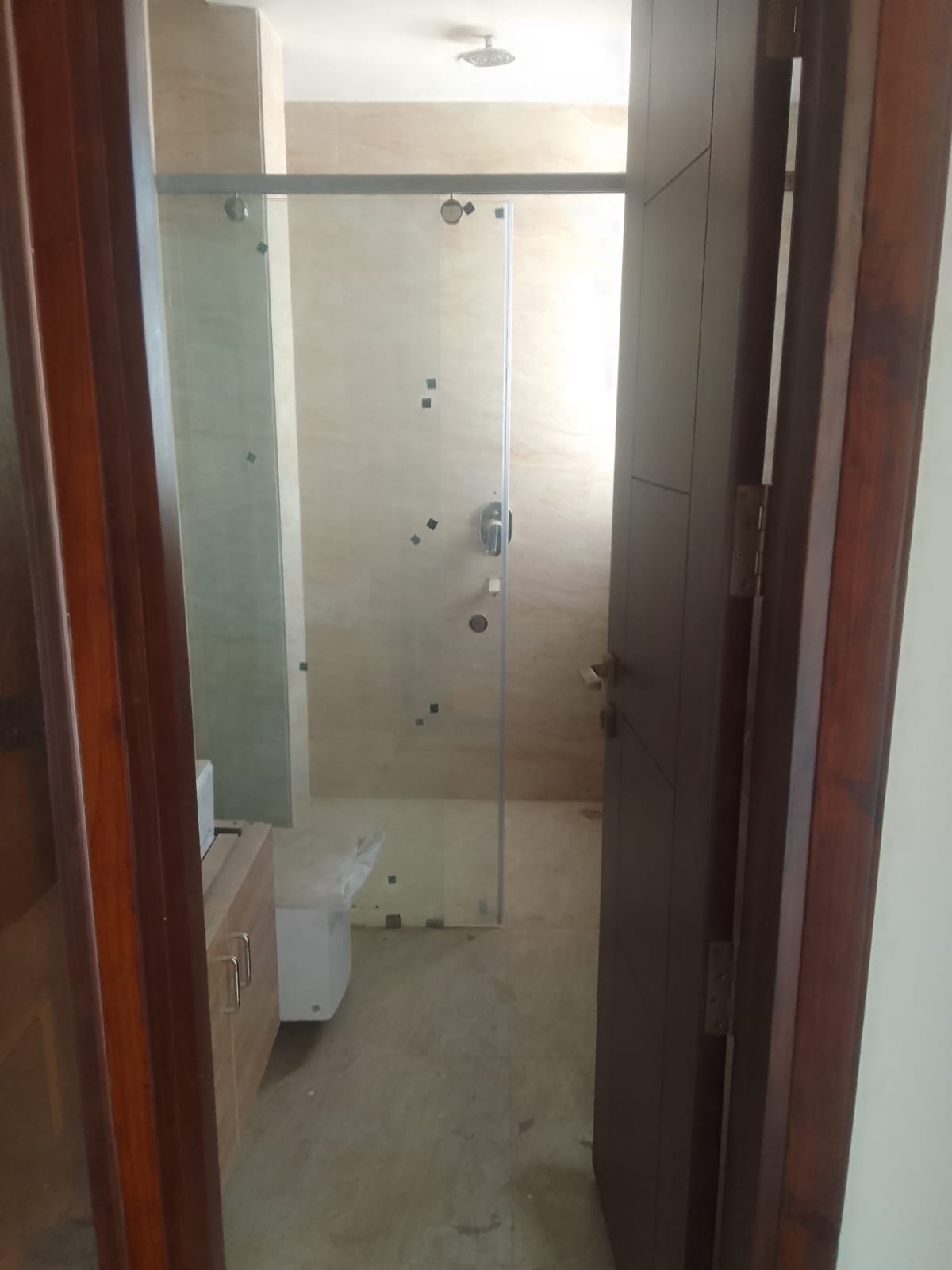 3 BHK + Servant Room Builder Floor For Sale in Sector 43