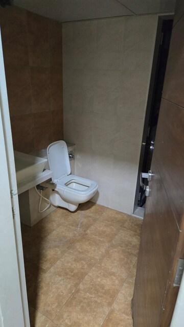 Bathroom in 3 BHK Apartment at Upper East 97, Malad East – for Rent