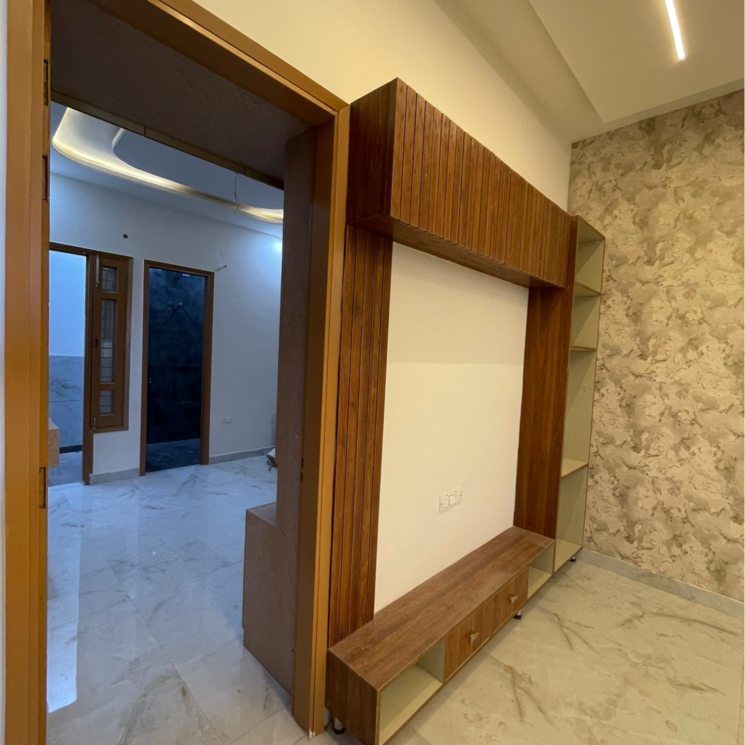 Room, dhakoli village 3 Bedroom 125 Sq.Yd. Independent House In Dhakoli Village Zirakpur 8388703