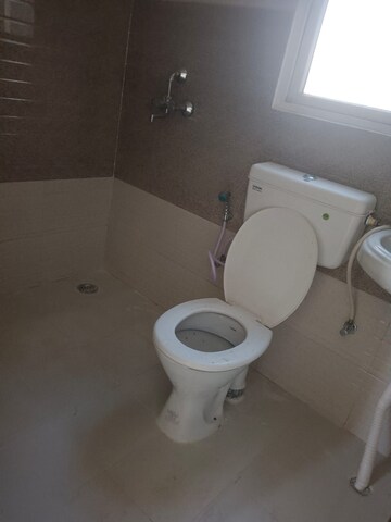 Bathroom in 2 BHK Apartment at Signature Orchard Avenue 2, Sector 93 – for Rent