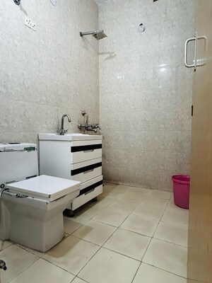 Bathroom in 3 BHK Builder Floor at Sector 41 – for Sale