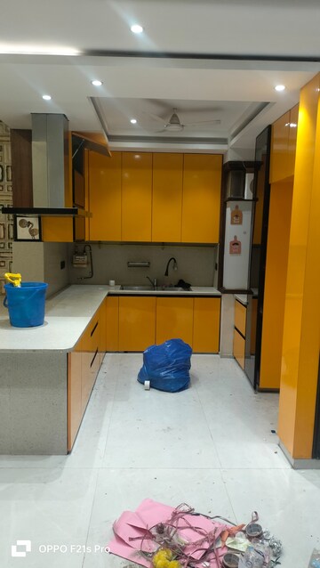 Team Area in 4 BHK Builder Floor at Niti Khand I – for Rent