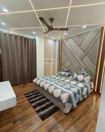 Bedroom in 2 BHK Builder Floor at Saket – for Rent