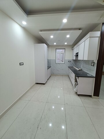Building Lobby in 3 BHK Builder Floor at Dwarka Mor – for Sale
