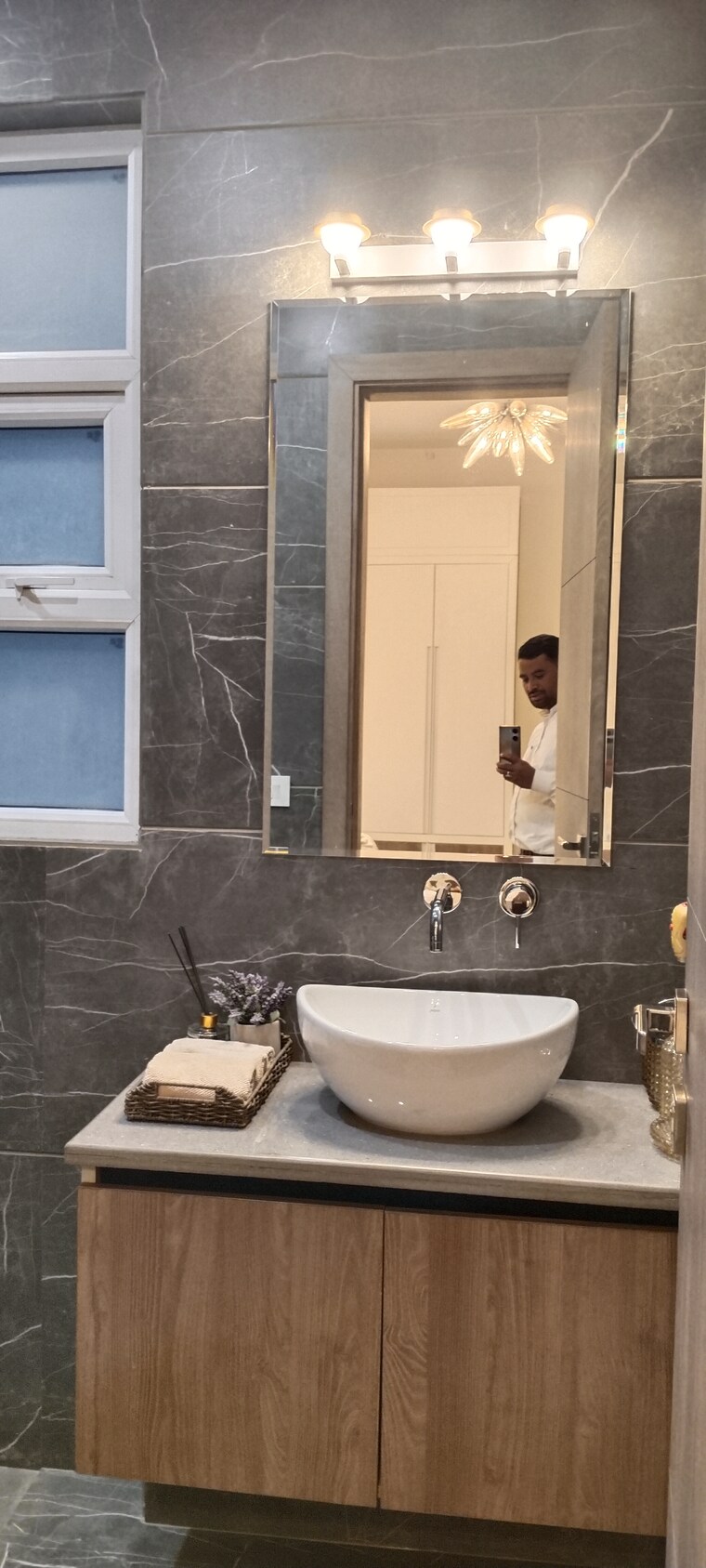 Bathroom, smart-world-orchard 2.5 Bedroom 1208 Sq.Ft. Builder Floor In Sector 61 Gurgaon 8388792