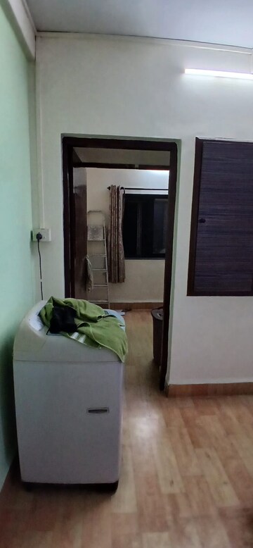 Room in 1.5 BHK Apartment at Vashi Sector 19 – for Sale