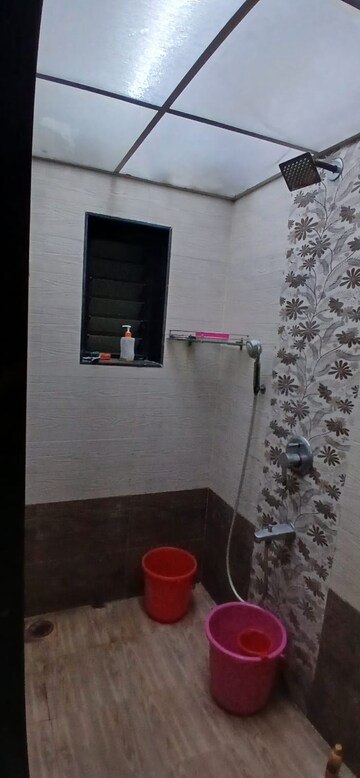 Bathroom in 1.5 BHK Apartment at Vashi Sector 19 – for Sale