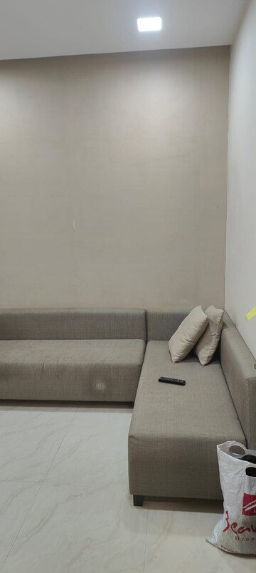 2 BHK Apartment For Rent in JP Unity Tower, Lower Parel