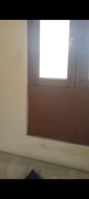 Room in 1 BHK Builder Floor at New Ashok Nagar – for Sale