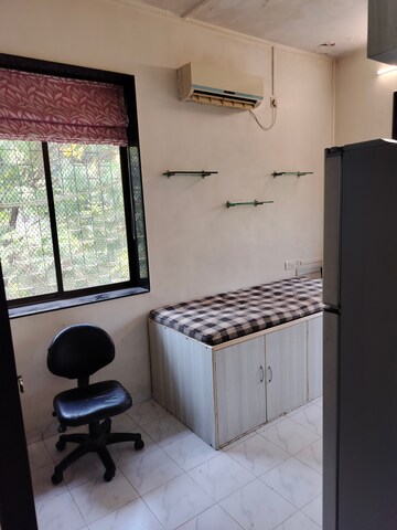 Master Bedroom in 1.5 BHK Apartment at Shanti CHS Mahim, Mahim – for Rent