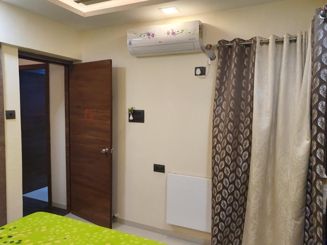 2 BHK + Pooja Room Apartment For Sale in Raunak City Sector 4
