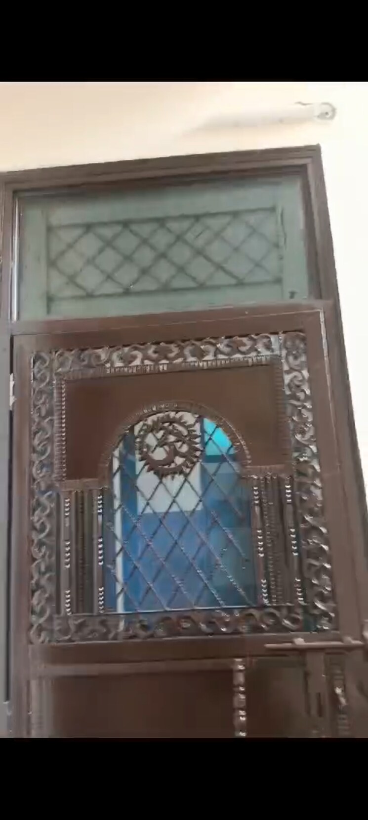 undefined, new ashok nagar 2 Bedroom 400 Sq.Ft. Builder Floor In New Ashok Nagar Delhi 8388905