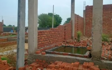 Plot For Sale in Select City Residency, Tilapta