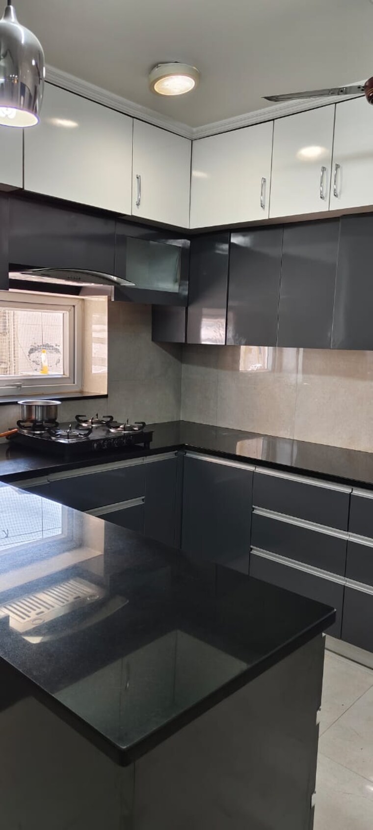 Kitchen, tata-primanti-tower-residences 4 Bedroom 3320 Sq.Ft. Apartment In Sector 72 Gurgaon 8389031