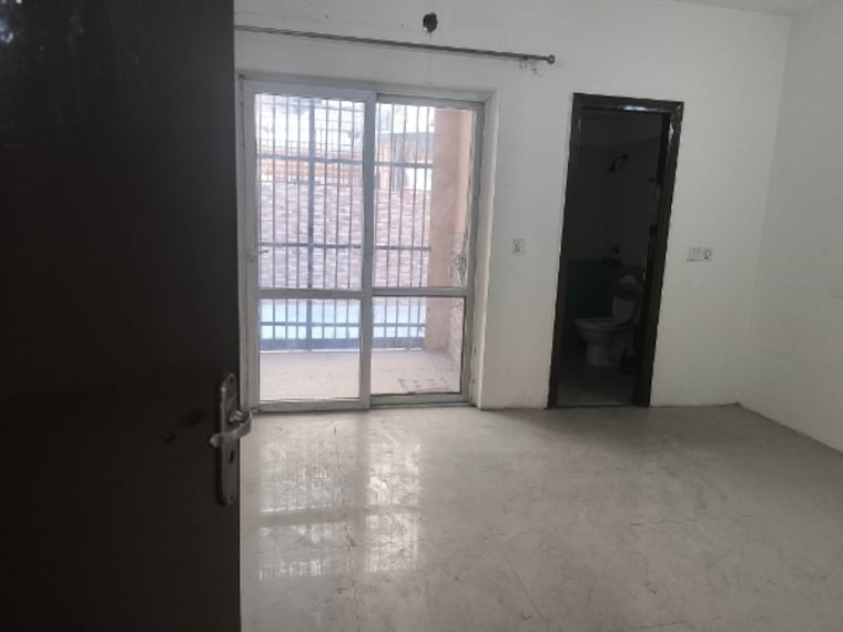 Room, bptp-park-81 3 Bedroom 2430 Sq.Ft. Apartment In Sector 81 Faridabad 8389079