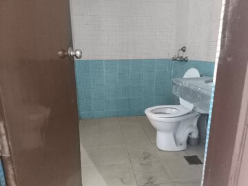 Bathroom in 3 BHK Apartment at BPTP Park 81, Sector 81 – for Sale