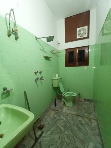 Bathroom in 3 BHK Independent House at Sector 17 – for Rent