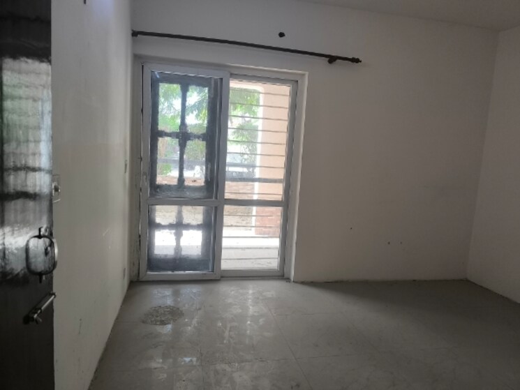 Room, bptp-park-81 3 Bedroom 2430 Sq.Ft. Apartment In Sector 81 Faridabad 8389079